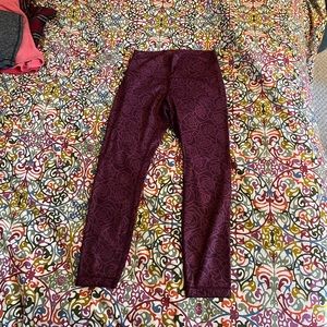 Lulu Cropped Leggings